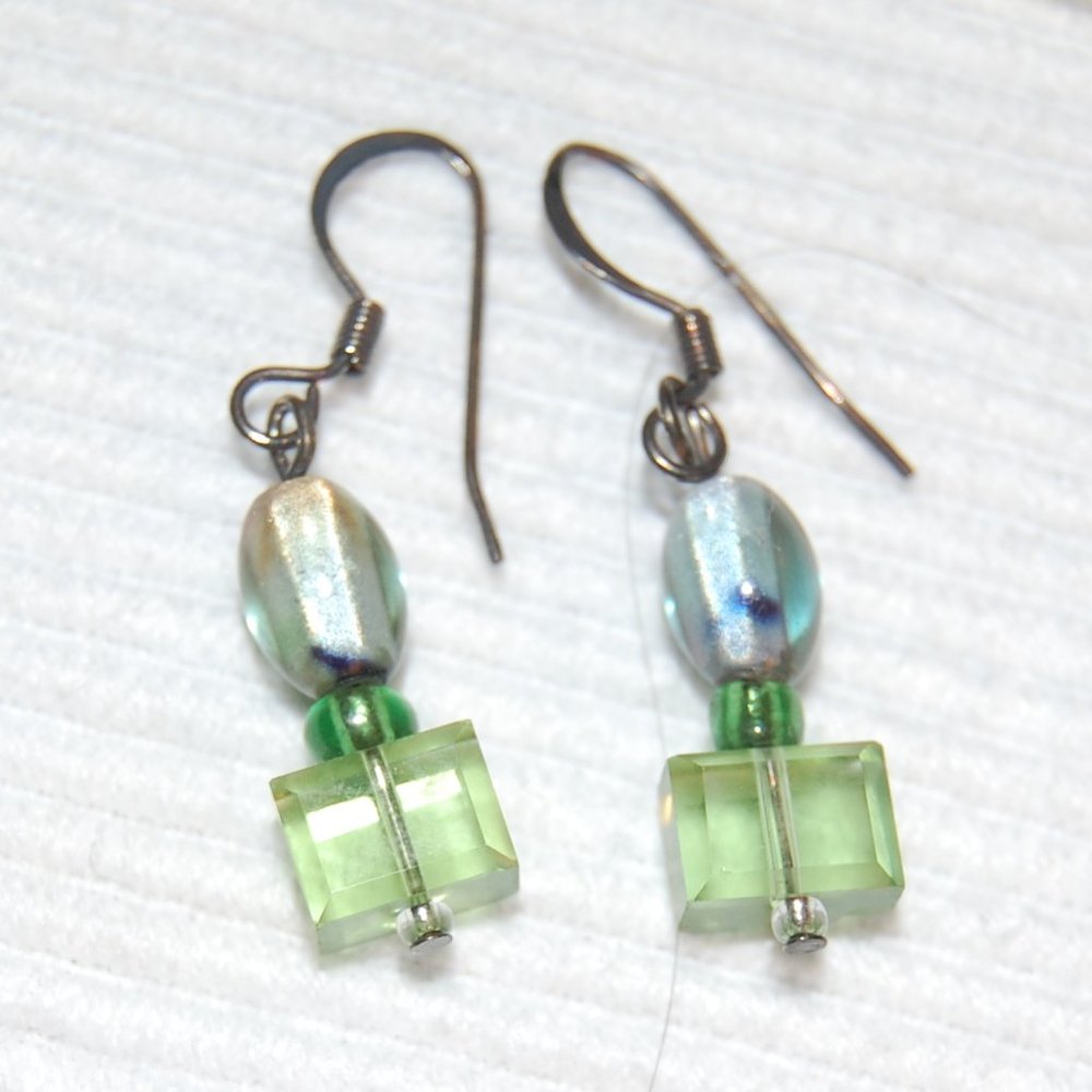 KJ Jewelry Handmade Wire Earrings With 3 Beaded Green/Blue Tones